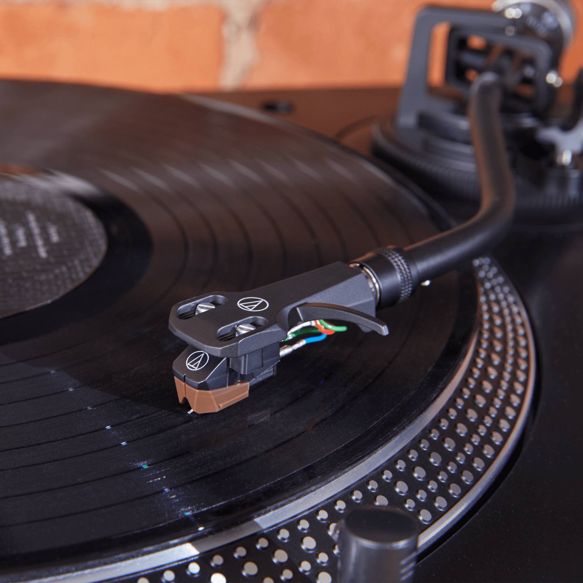 Audio-Technica AT-VM95SH - Dual Moving Magnet Cartridge